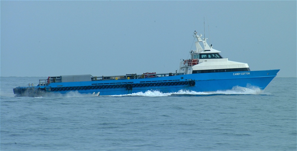 (13) Dscf2633 (crew boat).jpg   (1000x509)   142 Kb                                    Click to display next picture